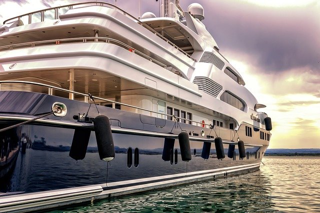 luxusní jachta
